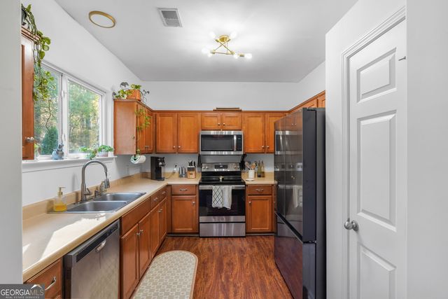 22 Chapel Lake N, Savannah, GA 31419