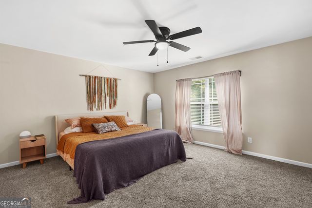 22 Chapel Lake N, Savannah, GA 31419