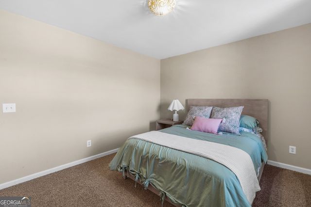 22 Chapel Lake N, Savannah, GA 31419