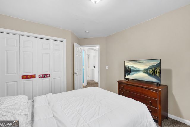 22 Chapel Lake N, Savannah, GA 31419