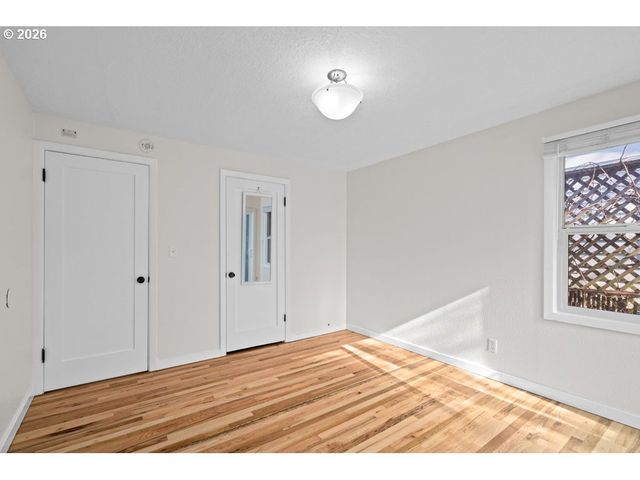 413 E FOURTH PLAIN Blvd, Vancouver, WA 98663