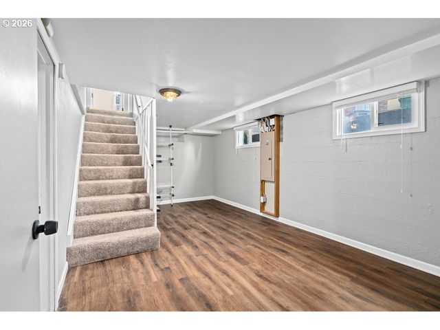 413 E FOURTH PLAIN Blvd, Vancouver, WA 98663