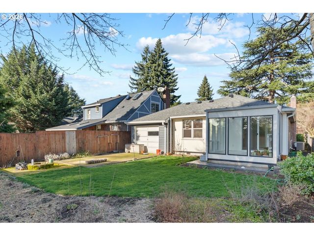 413 E FOURTH PLAIN Blvd, Vancouver, WA 98663