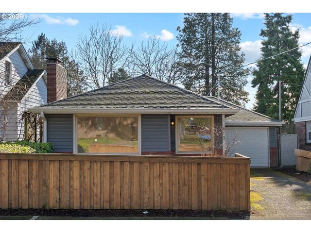 413 E FOURTH PLAIN Blvd, Vancouver, WA 98663