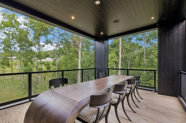 9205 Troubadour Dr, College Grove, TN 37046