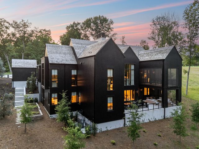 9205 Troubadour Dr, College Grove, TN 37046