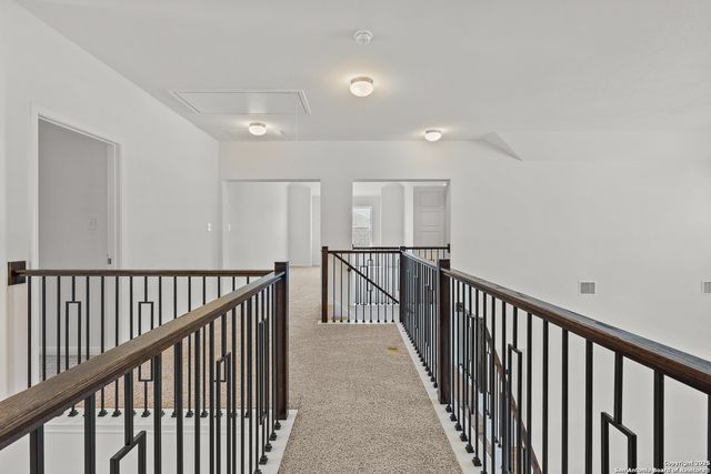 165 Annette Dr, Castroville, TX 78009