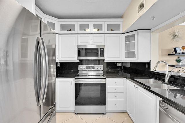 3020 NE 32nd Avenue 805, Fort Lauderdale, FL 33308