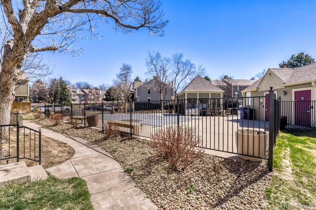 1811 S Quebec Way 136, Denver, CO 80231