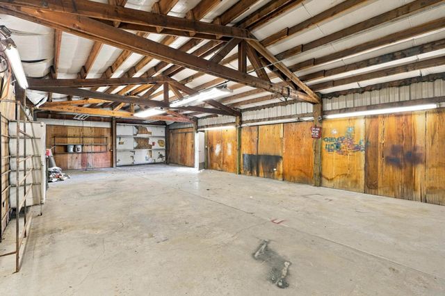 9811 N Edna St, Spokane, WA 99208