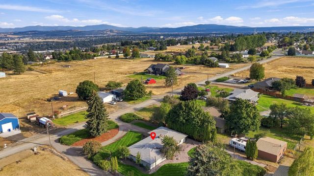 9811 N Edna St, Spokane, WA 99208
