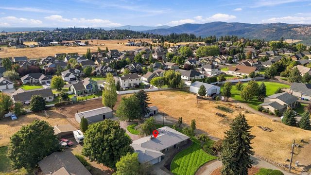 9811 N Edna St, Spokane, WA 99208