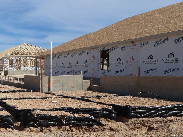 1036 Amber Lake, Seguin, TX 78155