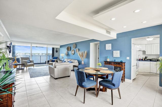 132 Lakeshore Dr 317, North Palm Beach, FL 33408