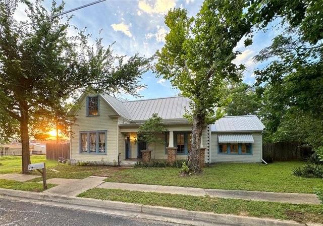 200 E Brenham ST, Elgin, TX 78621