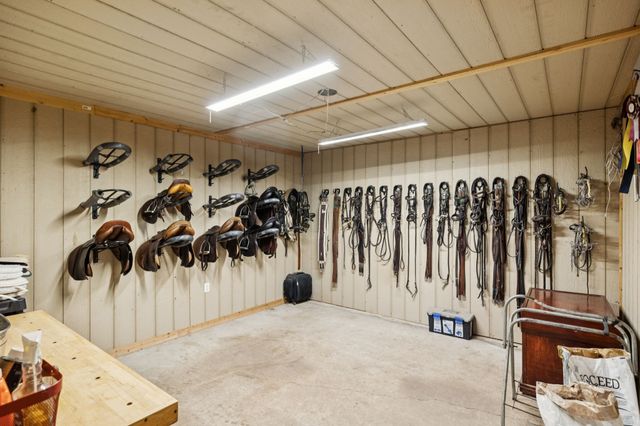 4376 Trousdale Ln, Columbia, TN 38401