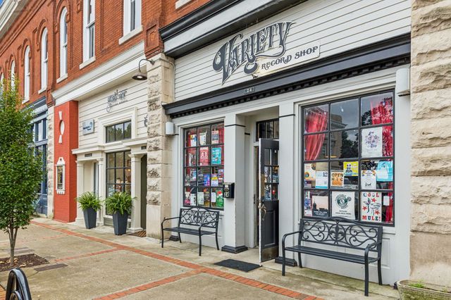 4376 Trousdale Ln, Columbia, TN 38401