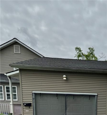 77 Mosley Road, Greece, NY 14616