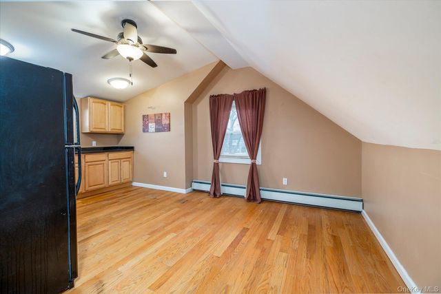 1558 9th Street Upper, West Babylon, NY 11704