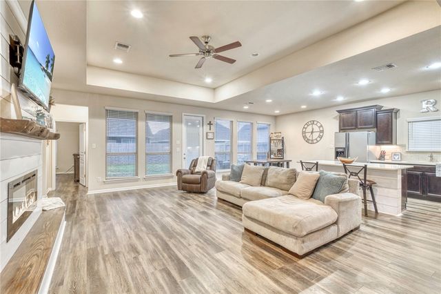 6320 Eldora Drive, College Station, TX 77845