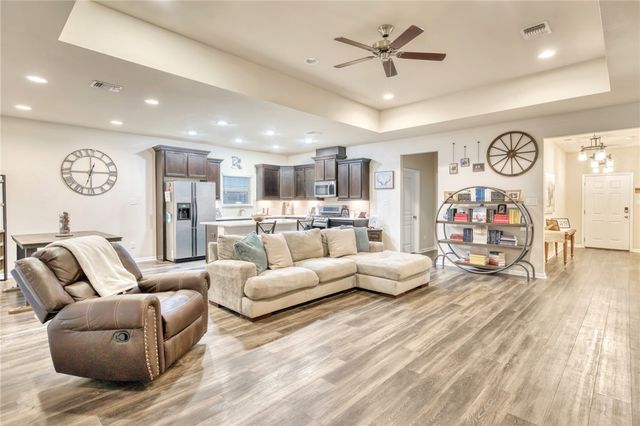 6320 Eldora Drive, College Station, TX 77845