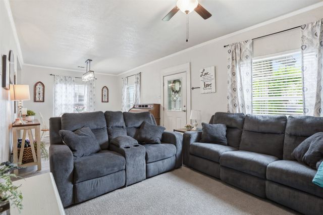 106 May Avenue, Cleburne, TX 76031