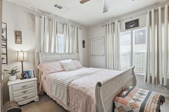 106 May Avenue, Cleburne, TX 76031