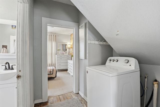 106 May Avenue, Cleburne, TX 76031