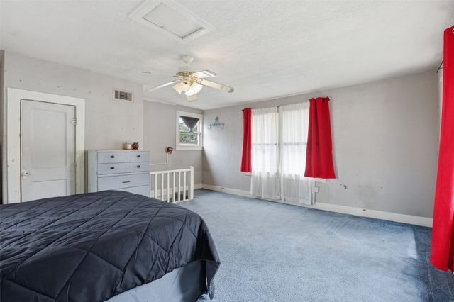 106 May Avenue, Cleburne, TX 76031
