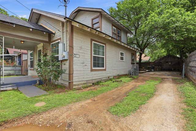 106 May Avenue, Cleburne, TX 76031
