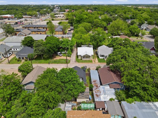 106 May Avenue, Cleburne, TX 76031