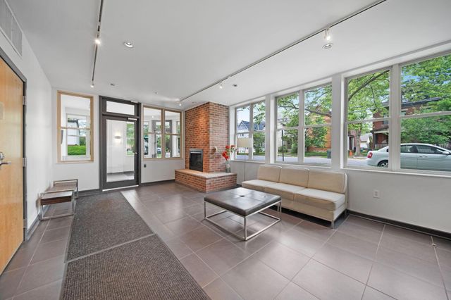 431 W 1st Avenue, 207, Columbus, OH 43201