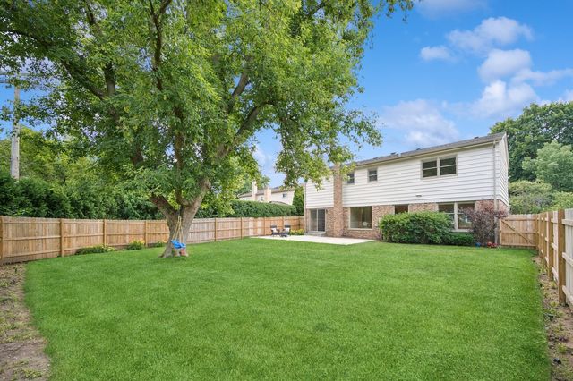 2416 Birchwood Lane, Wilmette, IL 60091