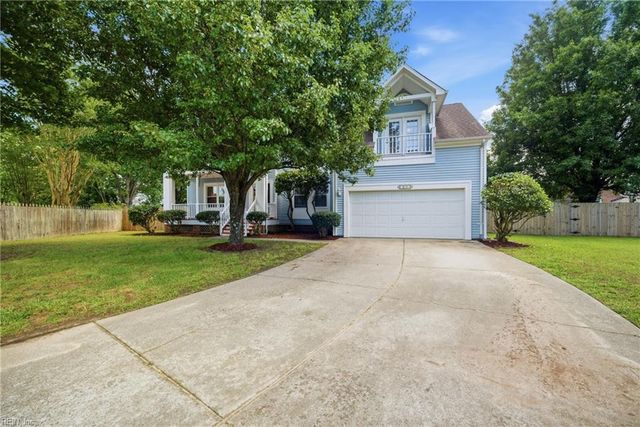 705 Hilltop CT, Chesapeake, VA 23322