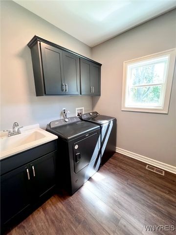 6313 Webster Road, Orchard Park, NY 14127