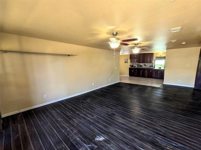 800 N Hamlett Street, Athens, TX 75751