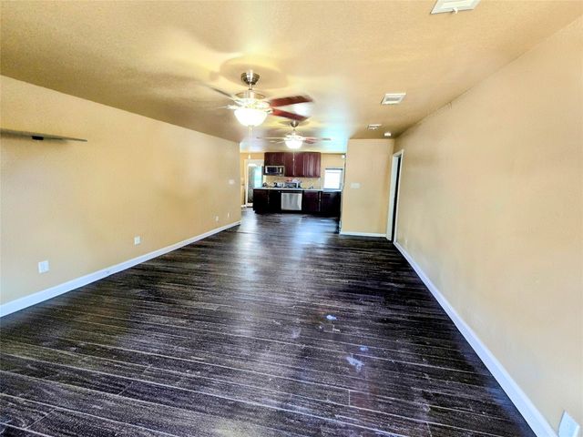 800 N Hamlett Street, Athens, TX 75751