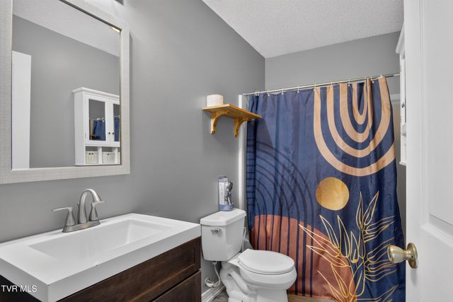 2060 Buckingham Road, Greeneville, TN 37745