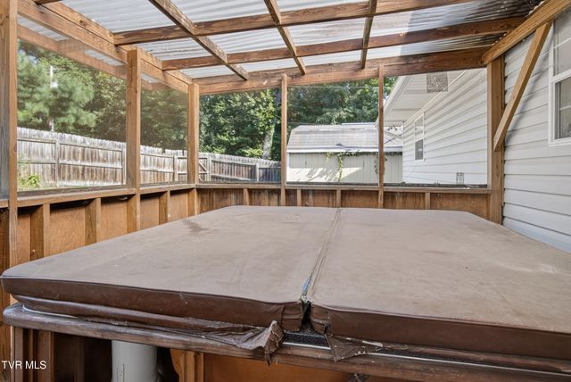 2060 Buckingham Road, Greeneville, TN 37745