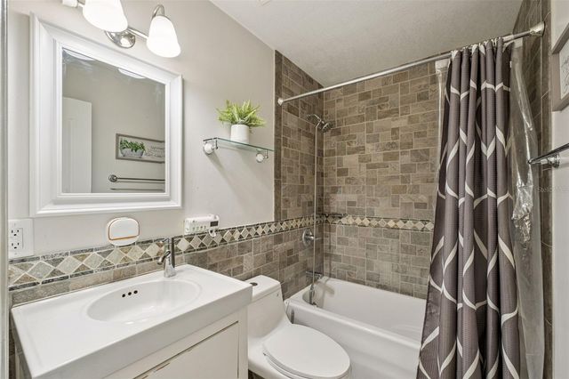 1537 S SPRING GARDEN AVENUE, Deland, FL 32720