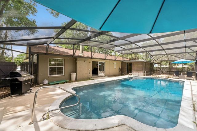 1537 S SPRING GARDEN AVENUE, Deland, FL 32720