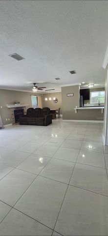 1537 S SPRING GARDEN AVENUE, Deland, FL 32720