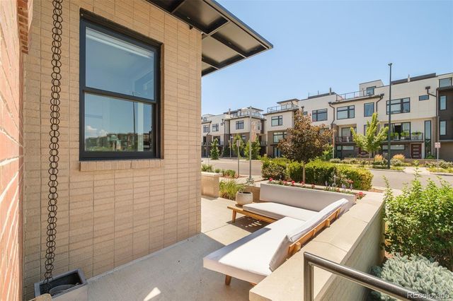 6809 E Lowry Boulevard, Denver, CO 80230