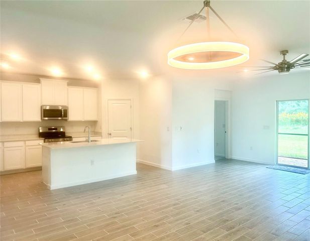 4523 NW 14TH LOOP, Ocala, FL 34482