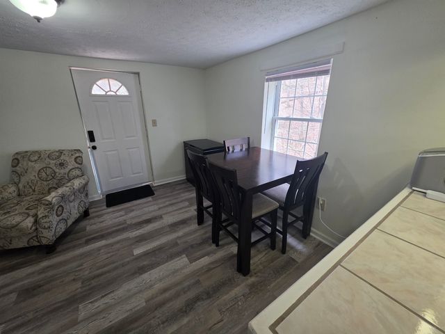 3742 Greenview Road, South Charleston, WV 25309