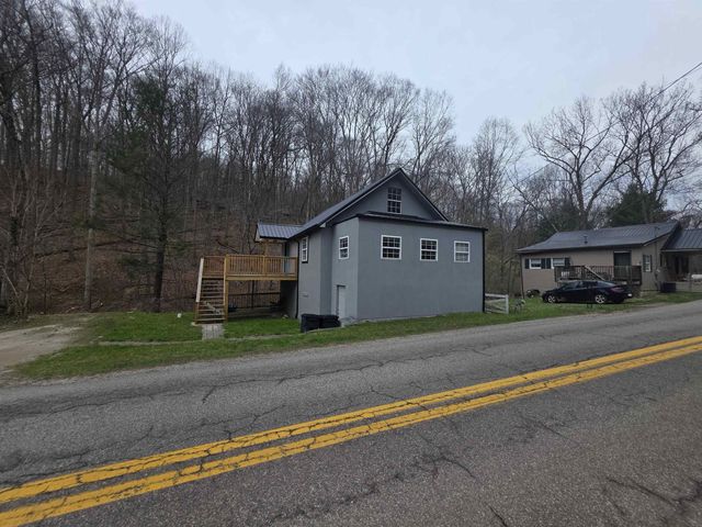 3742 Greenview Road, South Charleston, WV 25309