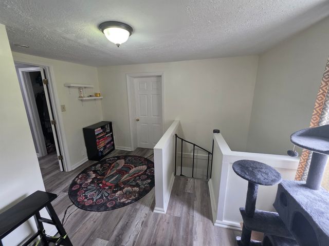 3742 Greenview Road, South Charleston, WV 25309