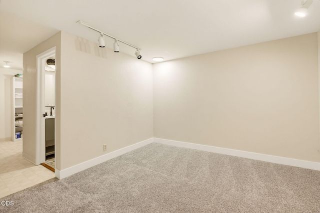 152 Strawberry Lane, Ashland, OR 97520