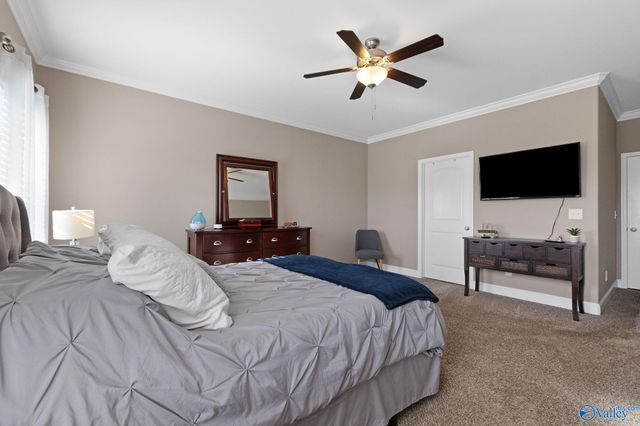 508 Foxridge Drive SW, Hartselle, AL 35640