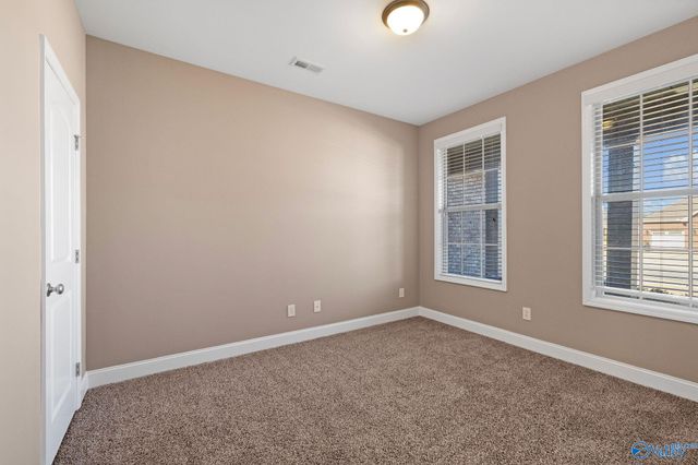 508 Foxridge Drive SW, Hartselle, AL 35640